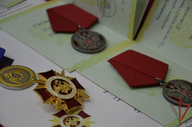 Росгвадейцам-участникам СВО вручены госнаграды 